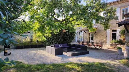 Drome Sud Provence Bed & Breakfast | A la Maison d'Hôtes