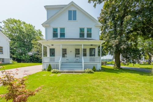 West Mystic Apartment | A Lavish Escape In Mystic