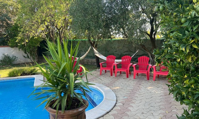 Uchaud House | A LITTLE PIECE OF PARADISE CAN HOST FAMILY OR FRIENDS NOMBREURSE to UCHAUD