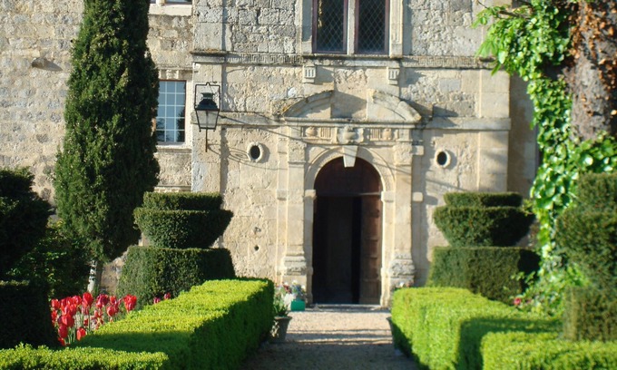 Frechou House | A memorable, romantic experience at the Château du Fréchou and its Gardens