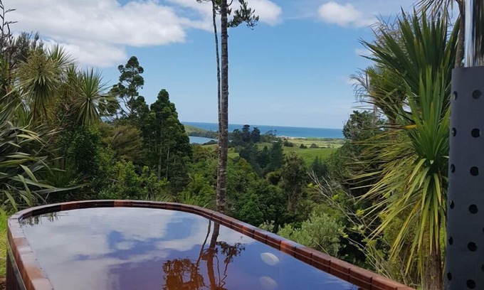 Pataua House | A Native Coastal New Zealand Experience