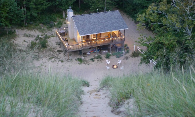 South Haven House | A peaceful dune retreat