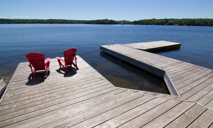 Rosseau House | A perfect combination of luxury and nature! Located in the peaceful north end of Rosseau.