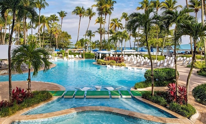 Isla Verde Hotel | A Place You'll Surely Enjoy! Unit with City View, Outdoor Pool, Pets Are Welcome