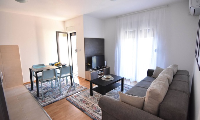 Vrnjacka Banja Apartment | A pleasant apartment located 7-8 minutes' walk from the central park.