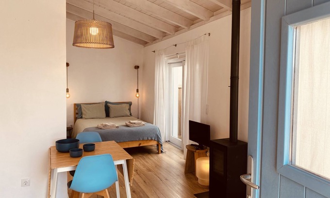 Aljezur House | A Porta Azul - Oldtown Aljezur- Studio