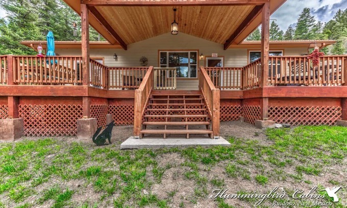 Ruidoso Cabin | A rare "Spotted Owl" in the pine trees w/hot tub & Pet Friendly!