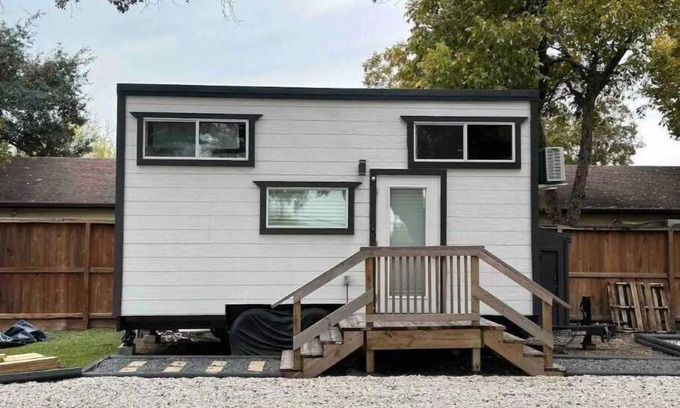 Southbelt/Ellington House | A Real Tiny Home Experience