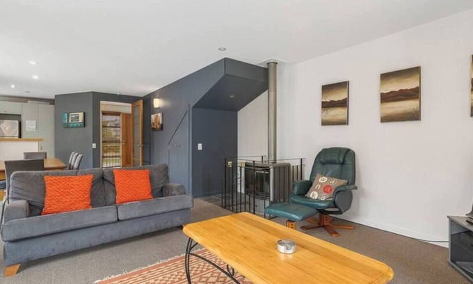 Wanaka House | A relaxing Alpine Haven close to the Lake