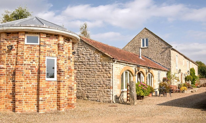 Wrelton Cottage | A relaxing, rural retreat for two.