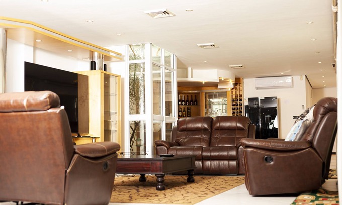 Umhlanga Villa | A ROMANTIC HERRWOOD VILLA