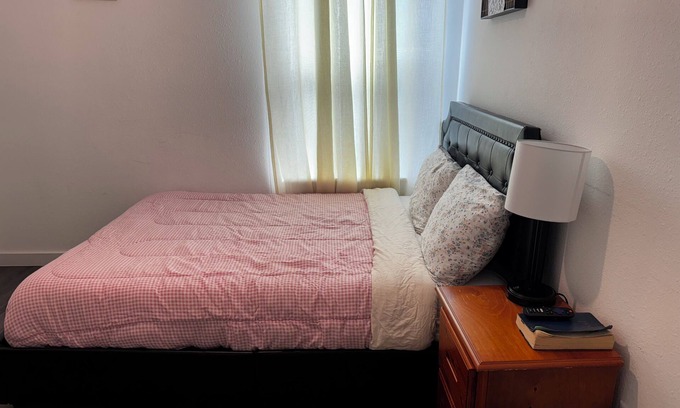 Northside House | A room in a 3-bed charming house with AC in vibrant Houston