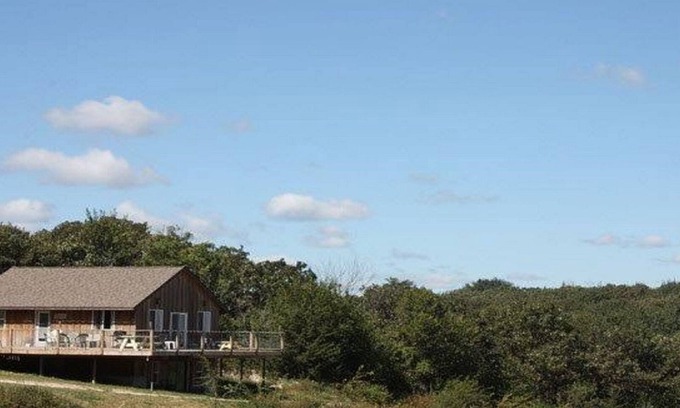 Cedar County Cabin | A Rustic Cabin With Breathtaking Missouri River Valley Views