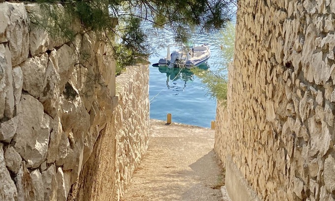 Klek Apartment | a single apartment very close to the sea