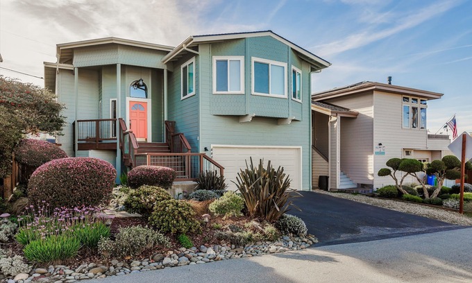 Park Hill House | A Step Away : 3 BR, 2 BA House in Cambria, Sleeps 6