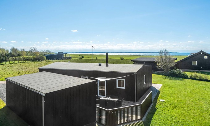 Thyholm House | A stylish vacation awaits you at Jegindø in the Limfjord.