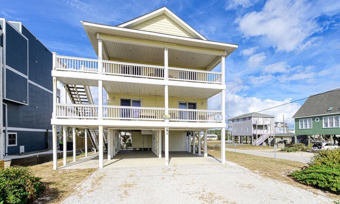 Ocean City Beach House | A Tee and Sea - Beautiful Unobstructed Ocean View Cottage