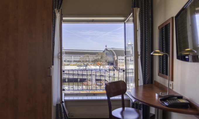 Burgwallen Nieuwe Zijde Hotel | A Train Hotel
