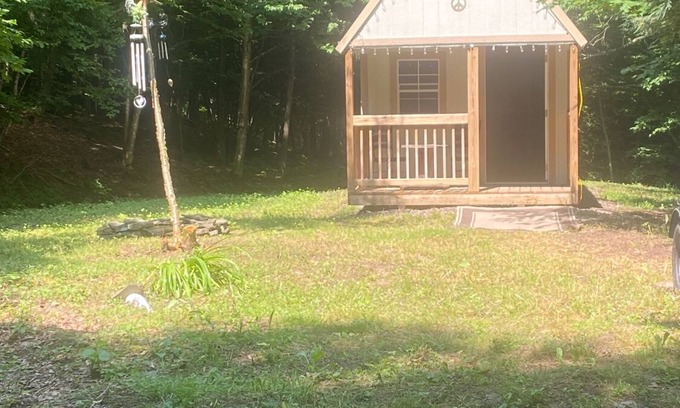 Hamden Cabin | A True Off The Grid Experience