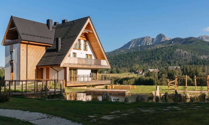 Koscielisko Apartment | A unique Studio with a Mountain View