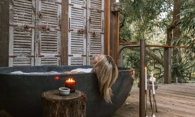 Kangaroo Valley House | A unique Treehouse overlooking Kangaroo River.