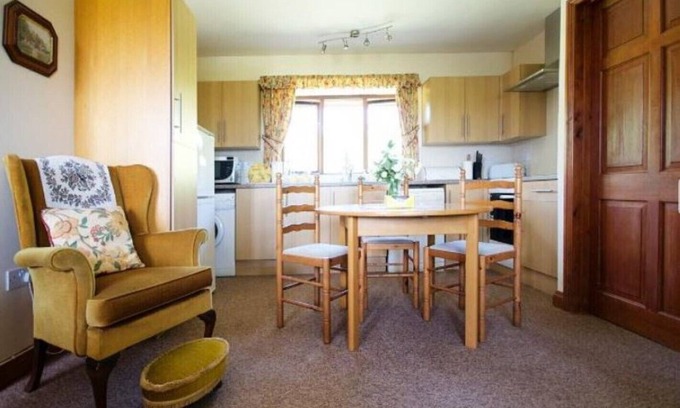 Beaminster Cottage | A wonderful farm retreat