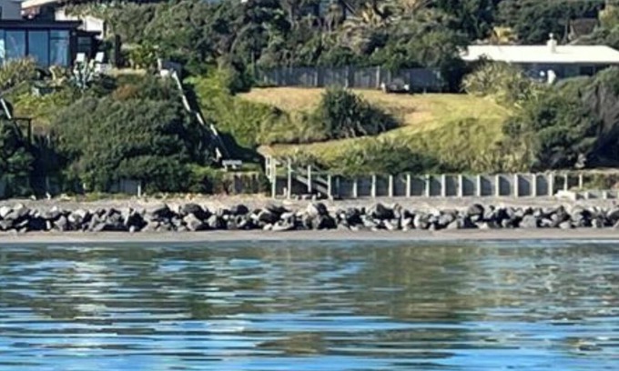 Raumati South House | Absolute Beach Front Luxury Holiday Home Swim Beach Spectacular Sunsets