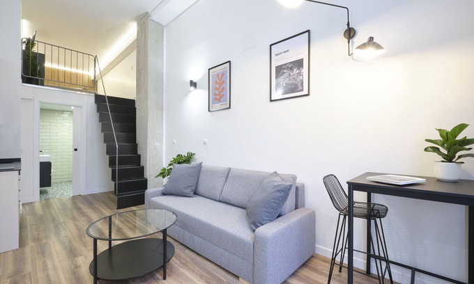 Las Acacias Apartment | Acacias - City Centre - Wifi, A/c, Smarttv B