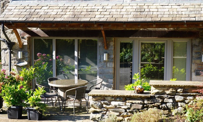 Bretherdale Apartment | Accessible, Luxury, High Quality, 'Green' Apartment (Lake District & Dales National Parks)