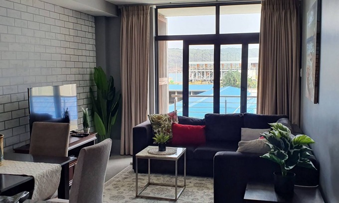 Durban Point Apartment | Accommodation Front - Fantastic 4 Sleeper Self - Catering Apartment