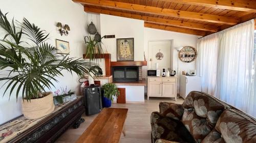 Villorba House | Acero Rosso