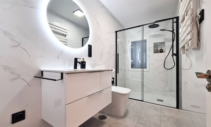 Gijon Condo | Acogedor Alojamiento en el Centro de Gijon