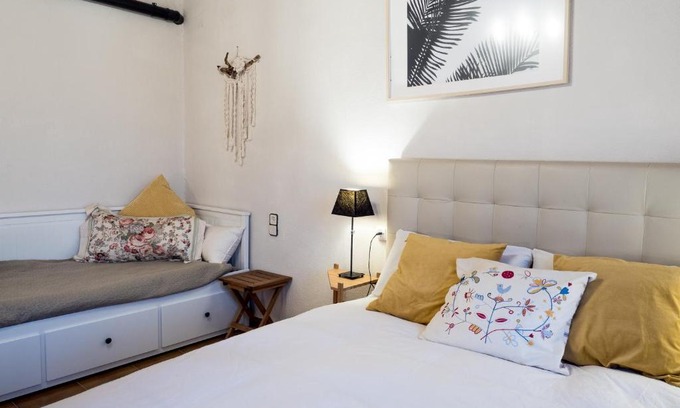 Sant Corneli Apartment | Acogedor apartamento entre montañas
