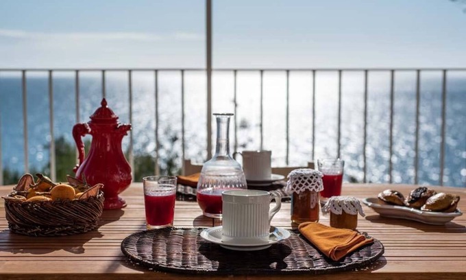 Diso House | Acqua Viva Fronte Mare SalentoSealovers with the sea on their doorstep in Castro Marina