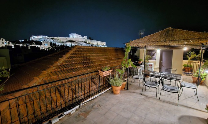 Anafiotika Apartment | Acropolis Eternal Mansion by YHA