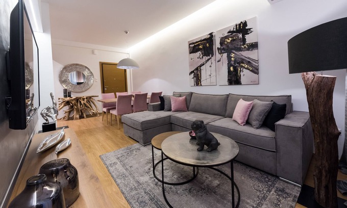 Athens City Centre Apartment | Acropolis Panoramic View Deluxe Apartment next to metro