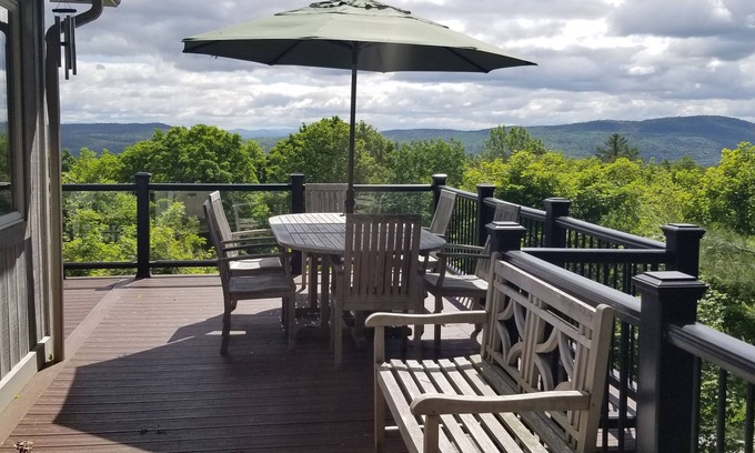 North Lake George House | Adirondack cabin w/large deck & outdoor grill