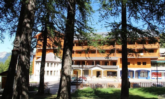 Valberg Apartment | Adonis Valberg Residence - 2 Rooms 4 People