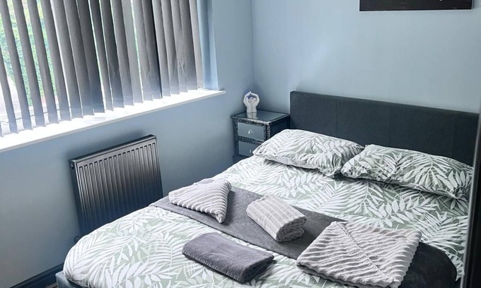 Southampton Apartment | Adorable 2-bedroom apartment in Southampton