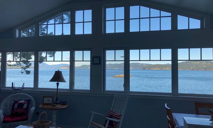 Lopez Island Cabin | Adorable beach cabin within a few steps to a secluded beach!