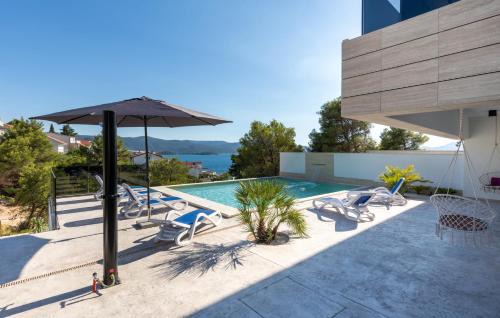 Komarna Villa | Adria View