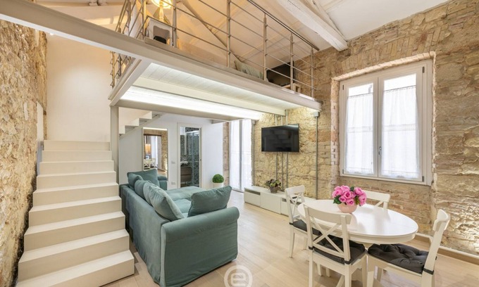 Marina District Apartment | Adriana's New Loft