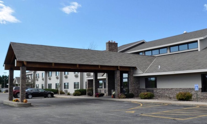 Thorp House | Adventure Awaits! 3 Pet-friendly Units near Conway Park and Marieke Gouda!