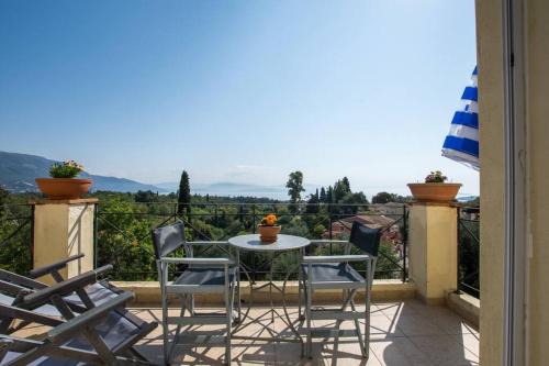 Kato Korakiana House | Aerino House