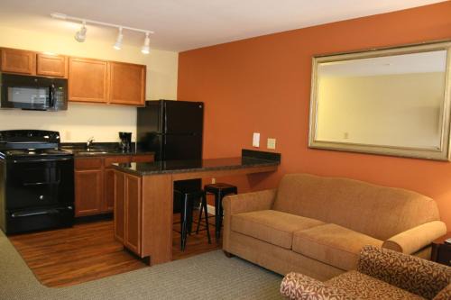 Mooresville Hotel | Affordable Suites Mooresville