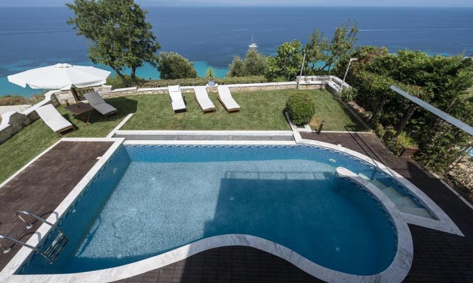 Kassandra Villa | Afytos Wonder View by Luxlikehome