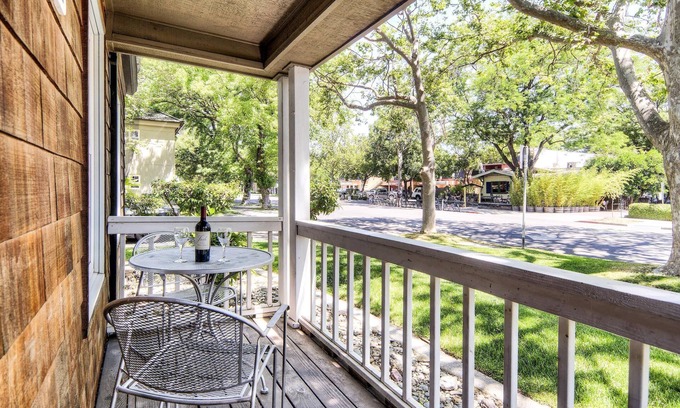 Davis Hotel | Aggie Inn, an Ascend Collection Hotel