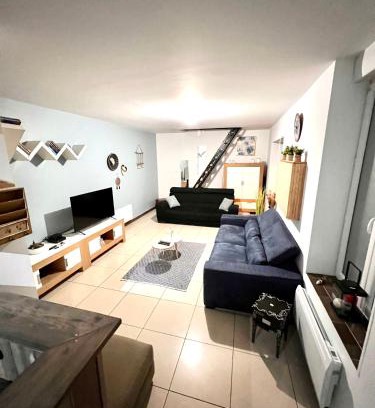 Wattrelos House | Agréable maison de ville cosy de 122m² + extérieur