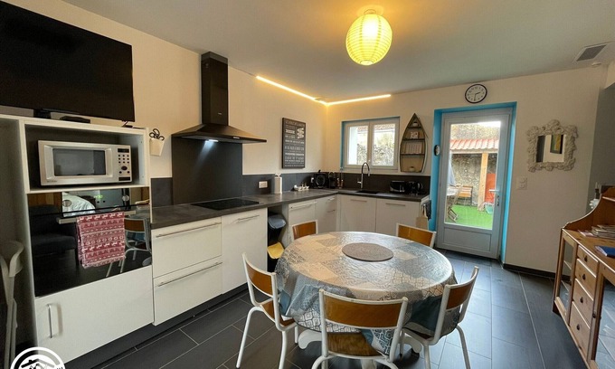 Saint-Hilaire-de-Riez Cottage | Air-conditioned house near the beach in Saint-Hilaire-de-Riez