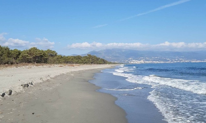 Pineto House | air-conditioned, comfortable house with direct beach access.